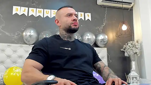 BruceDallas online show from 19, 12, 2024