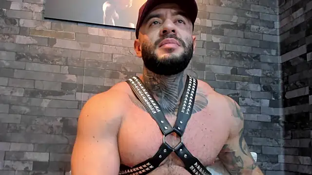 BruceDallas online show from 31, 5, 2026