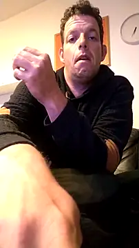 Knuffelstaaf123 online show from 6, 10, 2025