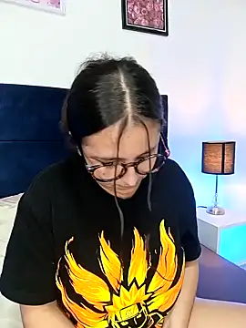 Cute Penelope online show from 9, 1, 2025