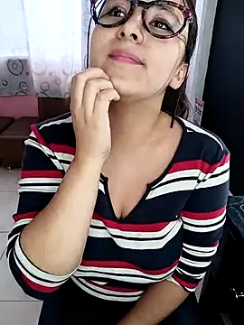 Cute Penelope online show from 17, 1, 2025