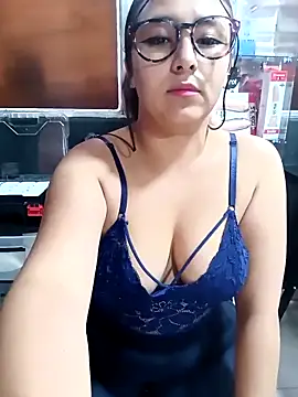 Cute Penelope online show from 11, 2, 2025