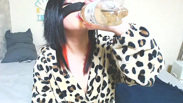 miyabi room online show from 5, 3, 2025