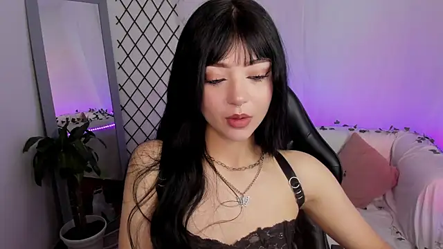  mia collins b  online show from 14, 5, 2026