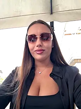 Syka0001 online show from 17, 11, 2025