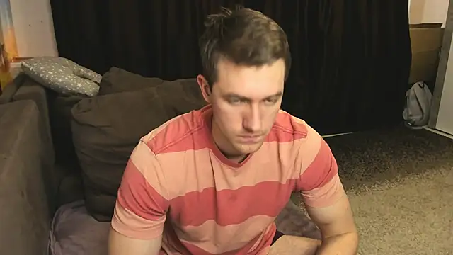 Snapshot of EthanPinkman chatting on 5, 2, 2025 EthanPinkman online show from 5, 2, 2025