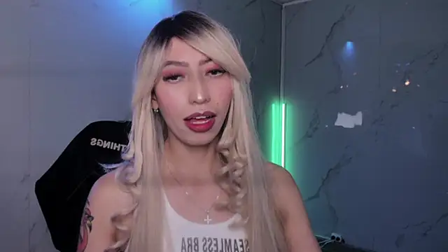 Snapshot of LilithCooperr_ chatting on 23, 2, 2026 LilithCooperr online show from 23, 2, 2026