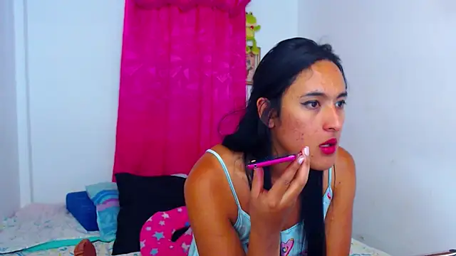 misss estrella online show from 12, 9, 2025