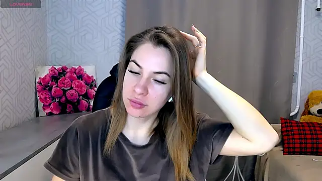 Naughty  Megan online show from 21, 2, 2025