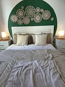 Alisa-Marie online show from 12, 12, 2024