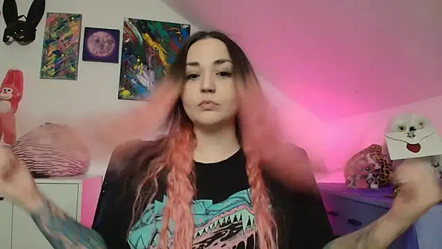 Snapshot of PinkHurricaneOfficial chatting on 15, 2, 2026 PinkHurricaneOfficial online show from 15, 2, 2026