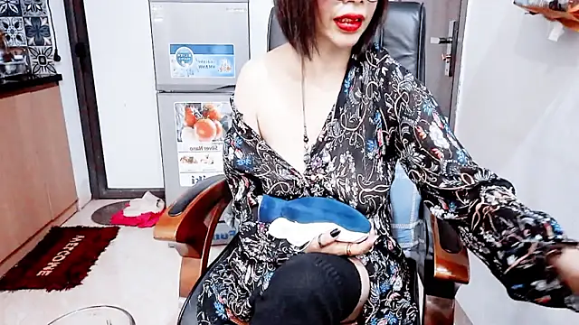 Miu-Le online show from 4, 2, 2026