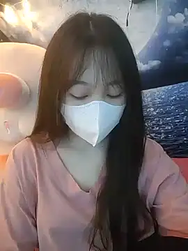 Kajisu 26 online show from 4, 3, 2025