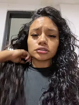 Snapshot of Riana_Kean chatting on 24, 12, 2024 Riana Kean online show from 24, 12, 2024
