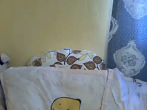 petite clara24 online show from 22, 11, 2025