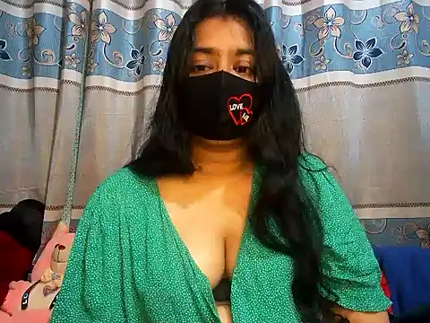 A-sweetgirl online show from 10, 2, 2025