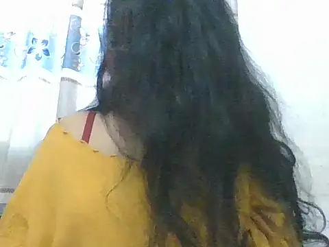 A-sweetgirl online show from 13, 1, 2026