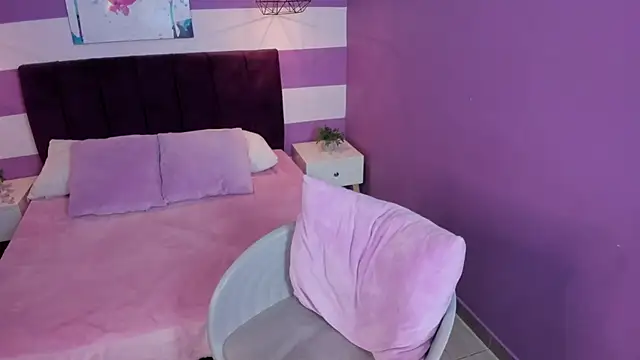 Snapshot of Alli_cooper chatting on 10, 1, 2025 Alli cooper online show from 10, 1, 2025