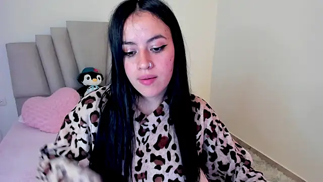 Snapshot of Alli_cooper chatting on 15, 3, 2025 Alli cooper online show from 15, 3, 2025