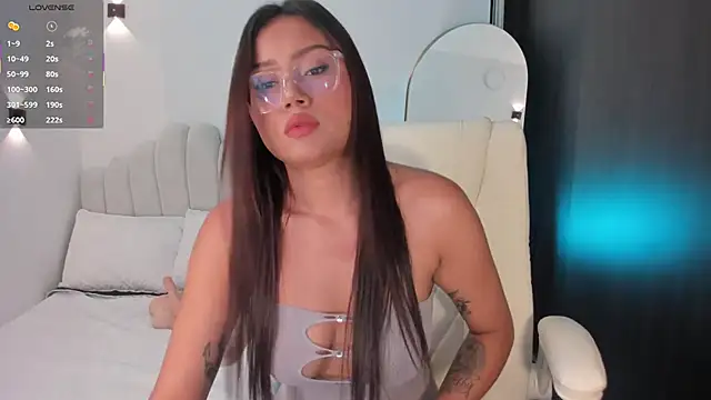 Snapshot of AmberLewis_ chatting on 22, 2, 2026 AmberLewis online show from 22, 2, 2026