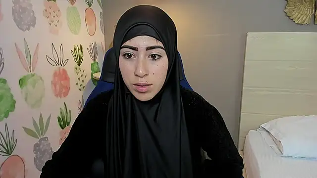 Snapshot of chaymae_nah_ chatting on 9, 1, 2025 chaymae nah online show from 9, 1, 2025