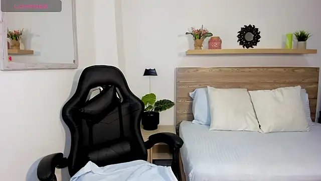 Snapshot of chaymae_nah_ chatting on 18, 1, 2025 chaymae nah online show from 18, 1, 2025