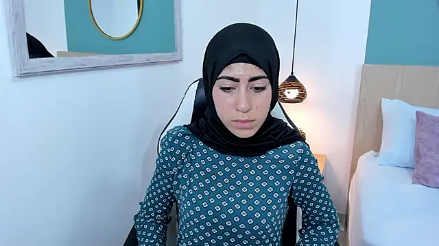 Snapshot of chaymae_nah_ chatting on 22, 1, 2025 chaymae nah online show from 22, 1, 2025