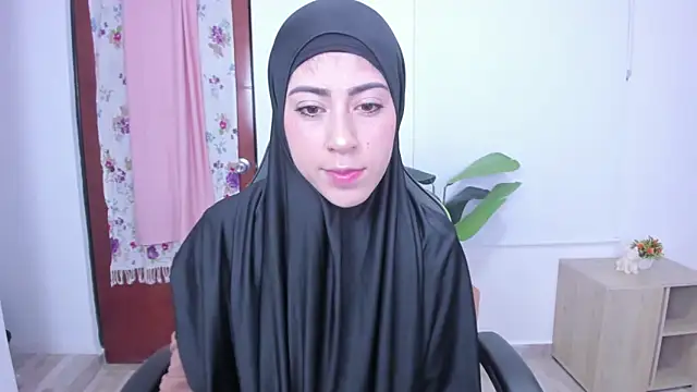 Snapshot of chaymae_nah_ chatting on 17, 3, 2025 chaymae nah online show from 17, 3, 2025