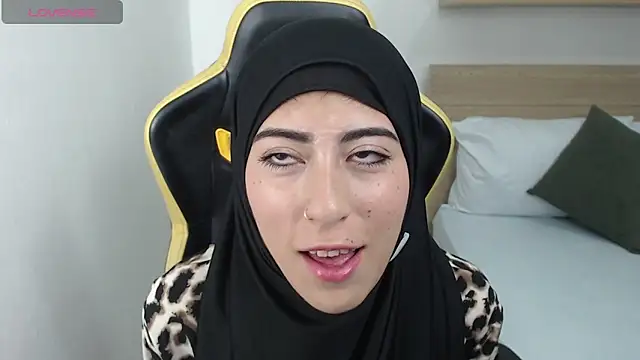 Snapshot of chaymae_nah_ chatting on 21, 3, 2025 chaymae nah online show from 21, 3, 2025