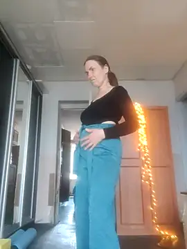 Evelina cute online show from 31, 10, 2025