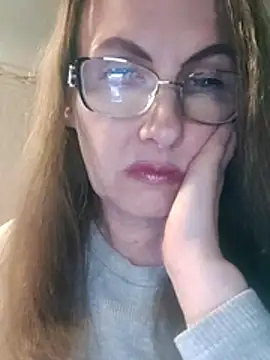 Evelina cute online show from 13, 3, 2026