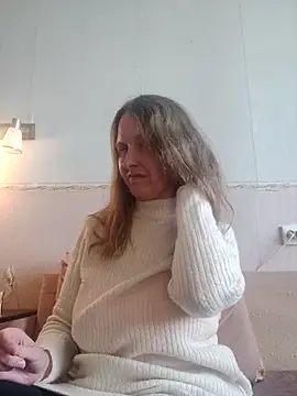 Evelina cute online show from 29, 4, 2026