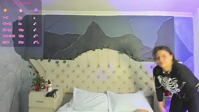 AmberGreyy  online show from 4, 12, 2025