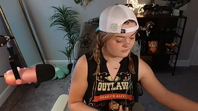 Snapshot of rodeobrii chatting on 23, 11, 2025 rodeobrii online show from 23, 11, 2025