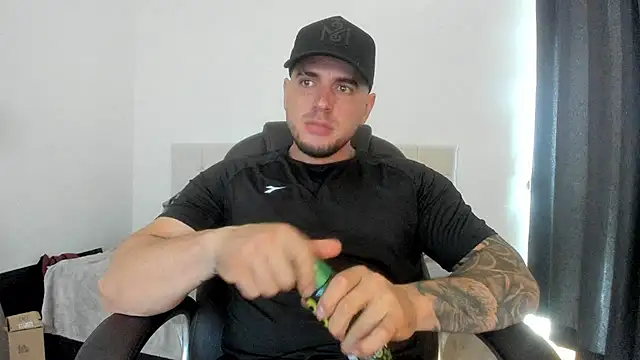 Teilor Creed online show from 18, 10, 2025