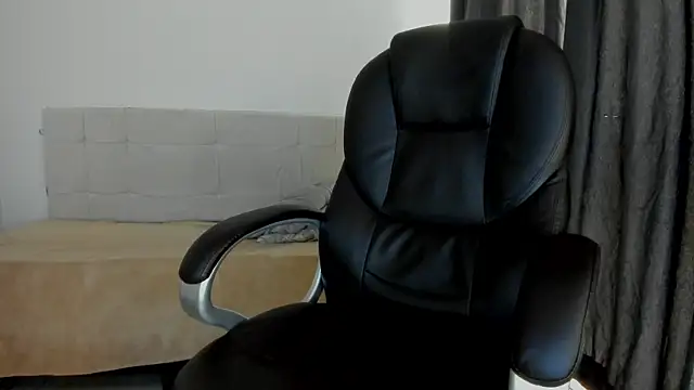 Teilor Creed online show from 10, 4, 2026