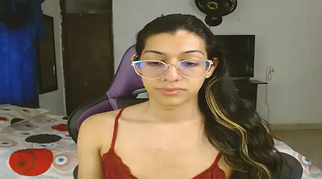 engielphoenis14 online show from 19, 3, 2025