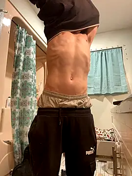 Lilsmokeshow017 online show from 6, 10, 2025