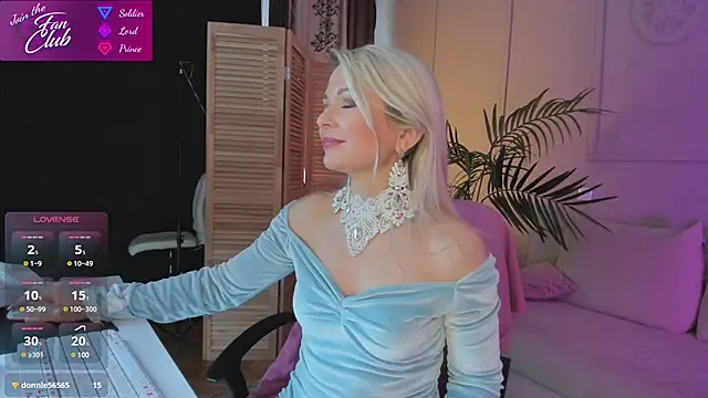 Gloria Lovely online show from 14, 3, 2025