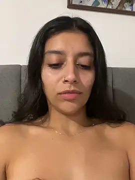 BrittanyDiaz online show from 5, 3, 2026