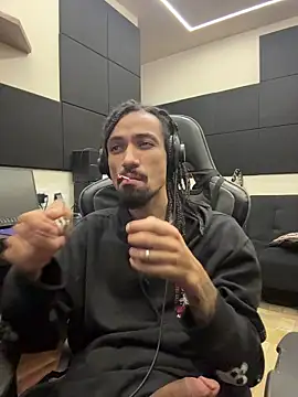 hotcamboy420 online show from 27, 2, 2026