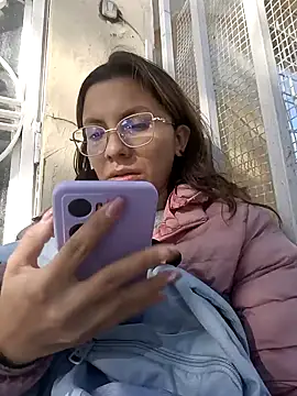 karlamorris  online show from 22, 1, 2025