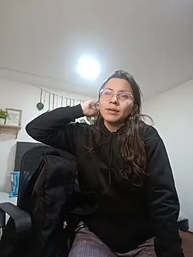 karlamorris  online show from 16, 10, 2025