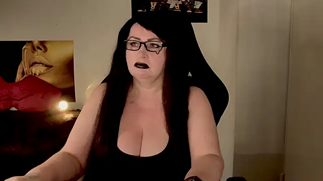 NannaGlossa online show from 5, 7, 2026