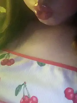 Snapshot of youka_tr chatting on 5, 7, 2026 youka tr online show from 5, 7, 2026