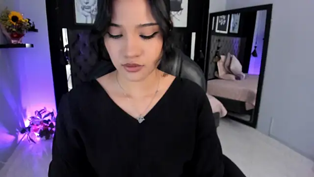 renee shelby  online show from 24, 9, 2025