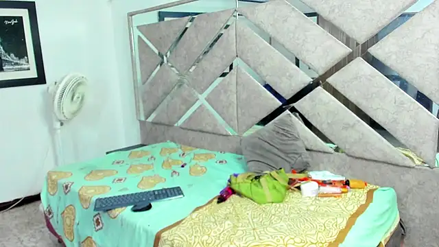 EvaxEmma online show from 15, 11, 2025