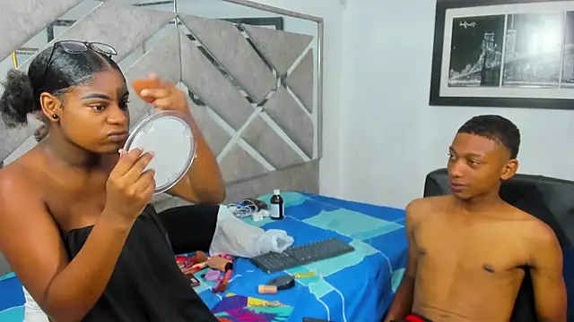 EvaxEmma online show from 4, 4, 2026