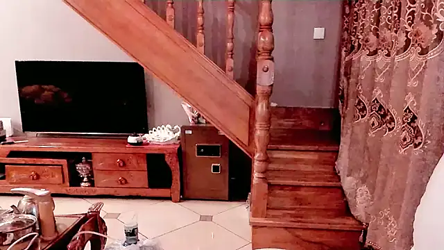 NIAN-er online show from 19, 1, 2025