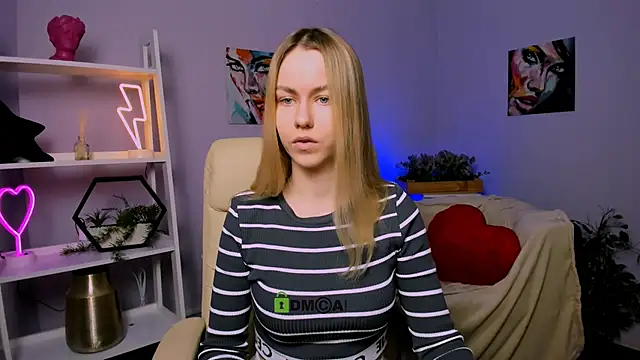 Snapshot of mary_mooore chatting on 4, 2, 2025 mary mooore online show from 4, 2, 2025